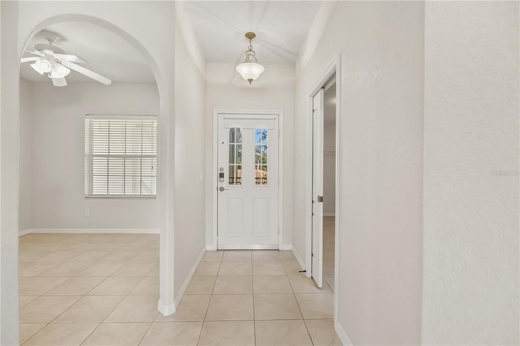 En Renta: $1,700 (2 camas, 2 baños, 1527 Pies cuadrados)