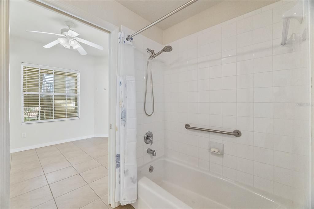 En Renta: $1,700 (2 camas, 2 baños, 1527 Pies cuadrados)