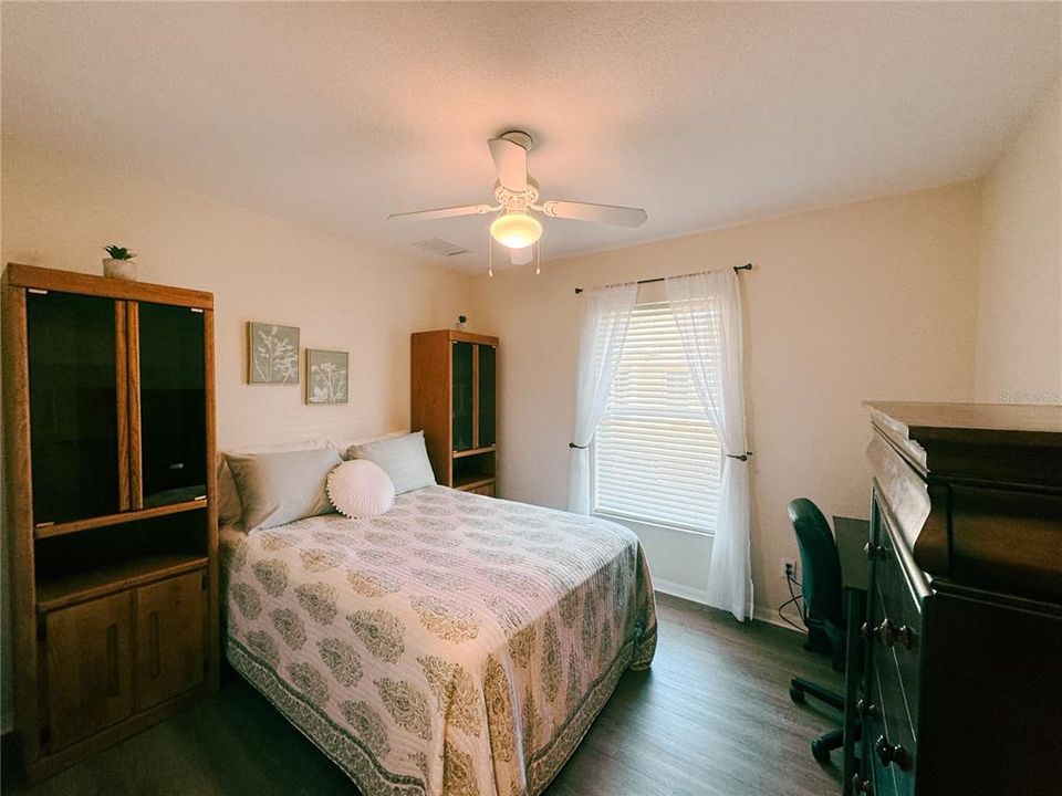 For Sale: $134,900 (2 beds, 2 baths, 874 Square Feet)