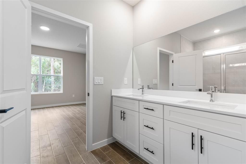 For Sale: $406,799 (4 beds, 2 baths, 1873 Square Feet)