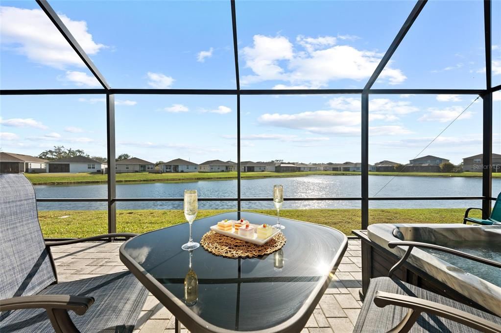 En Venta: $665,000 (4 camas, 3 baños, 2340 Pies cuadrados)