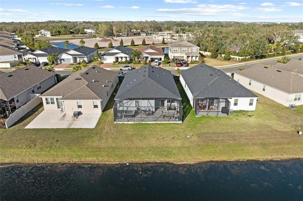 En Venta: $665,000 (4 camas, 3 baños, 2340 Pies cuadrados)