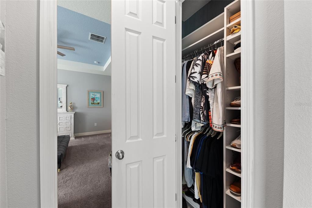 En Venta: $665,000 (4 camas, 3 baños, 2340 Pies cuadrados)