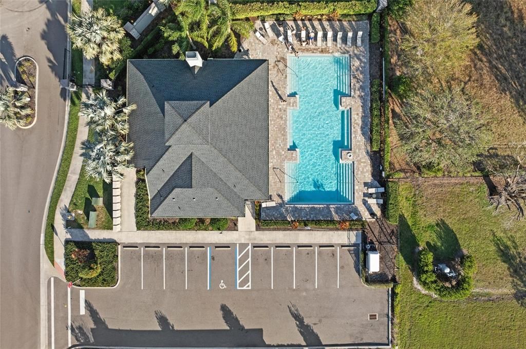 En Venta: $665,000 (4 camas, 3 baños, 2340 Pies cuadrados)