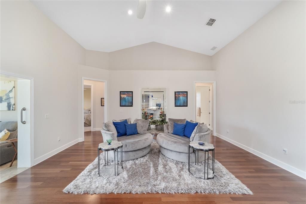 待售: $499,500 (4 贝兹, 3 浴室, 2642 平方英尺)