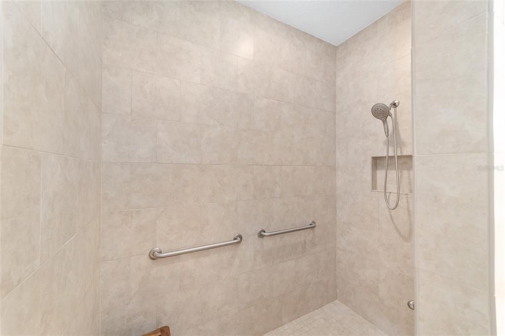 待售: $499,500 (4 贝兹, 3 浴室, 2642 平方英尺)