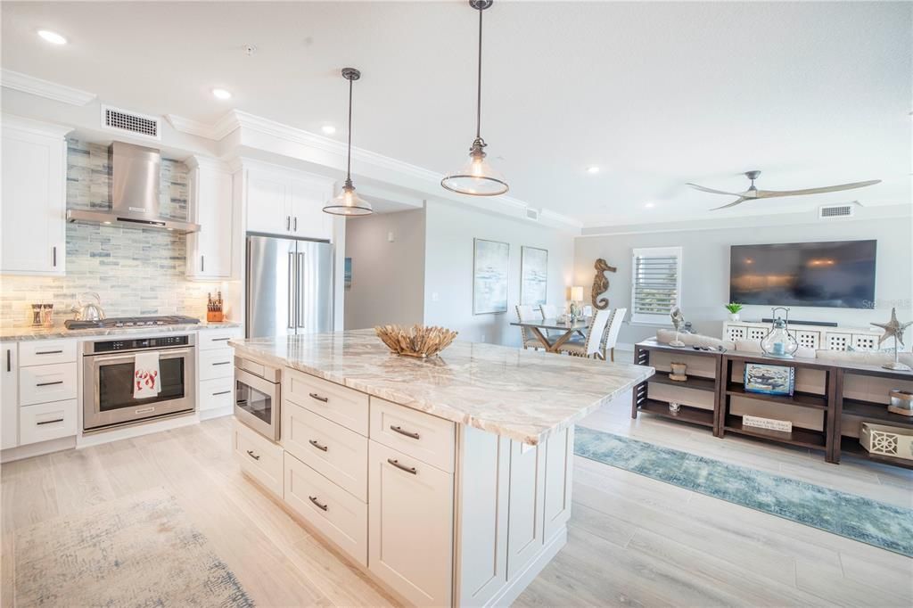 For Rent: $15,000 (4 beds, 2 baths, 2388 Square Feet)