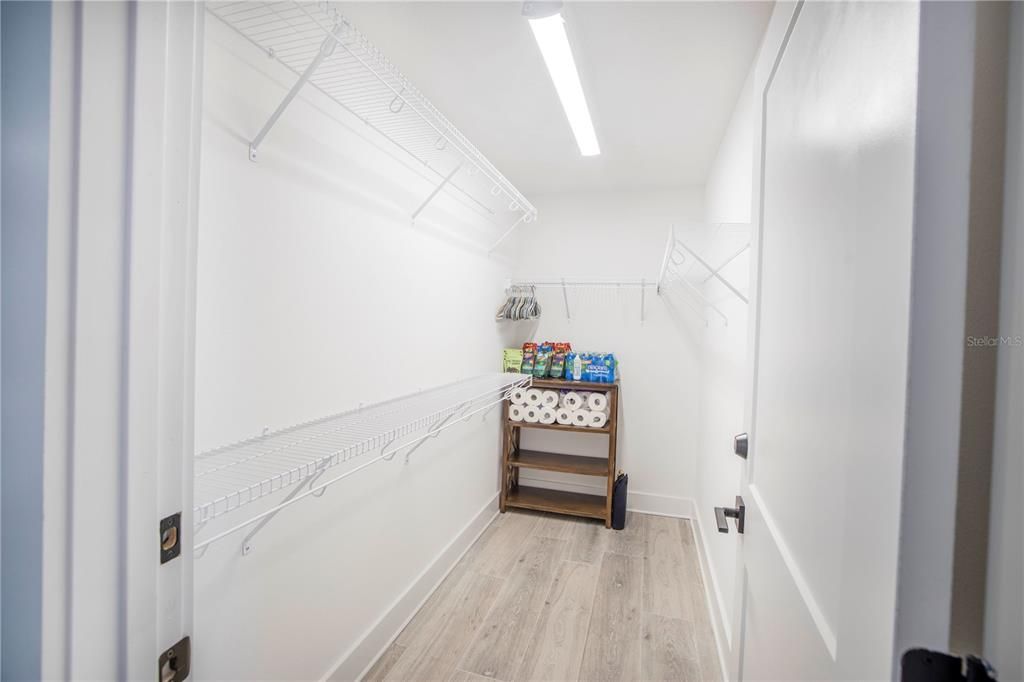 For Rent: $15,000 (4 beds, 2 baths, 2388 Square Feet)