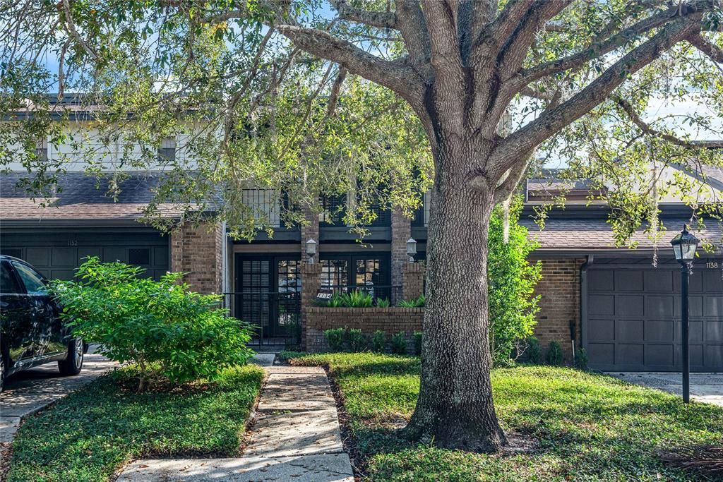 For Sale: $675,000 (3 beds, 3 baths, 2083 Square Feet)