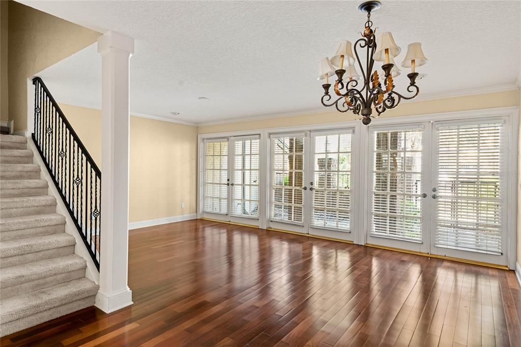 For Sale: $675,000 (3 beds, 3 baths, 2083 Square Feet)