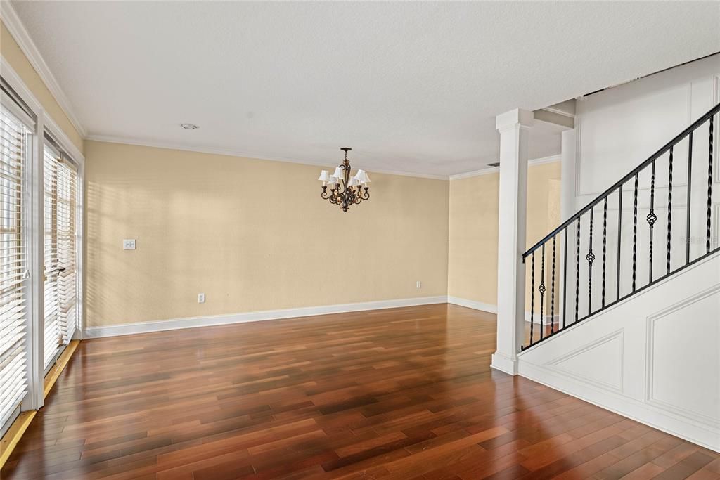 For Sale: $675,000 (3 beds, 3 baths, 2083 Square Feet)