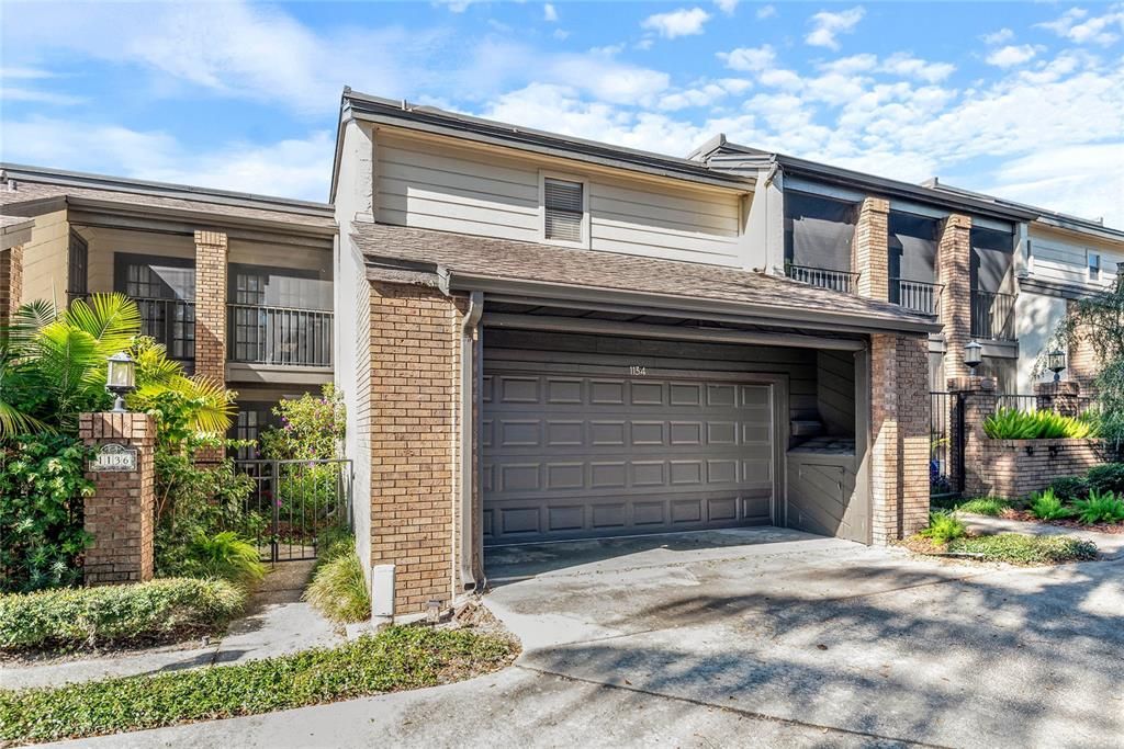 For Sale: $675,000 (3 beds, 3 baths, 2083 Square Feet)