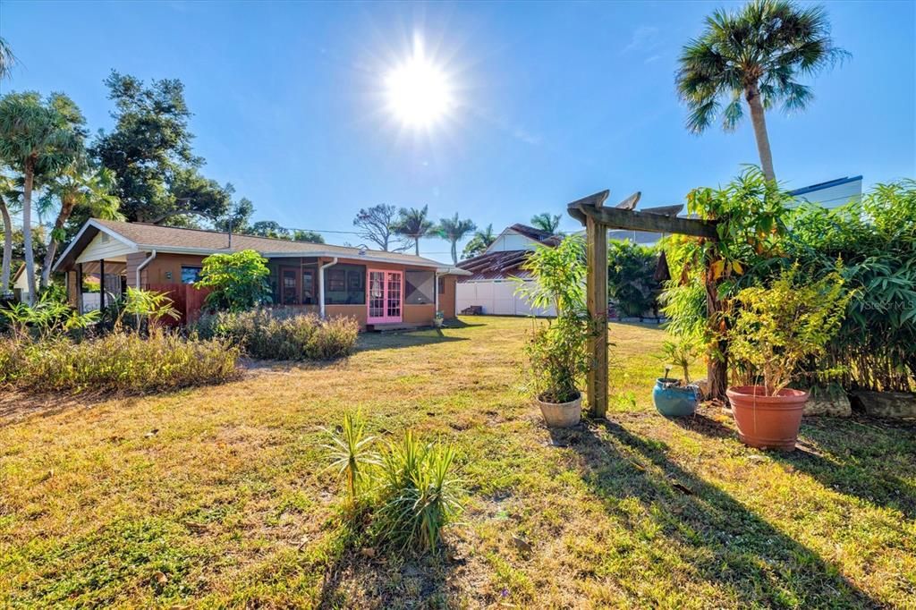 待售: $359,000 (3 贝兹, 1 浴室, 1040 平方英尺)