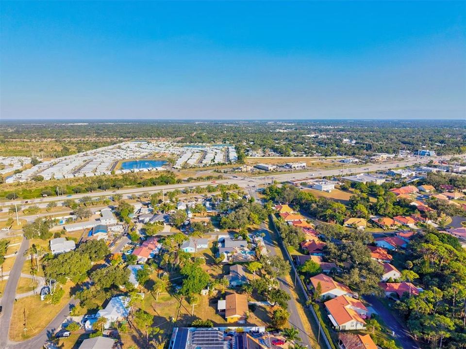 待售: $359,000 (3 贝兹, 1 浴室, 1040 平方英尺)