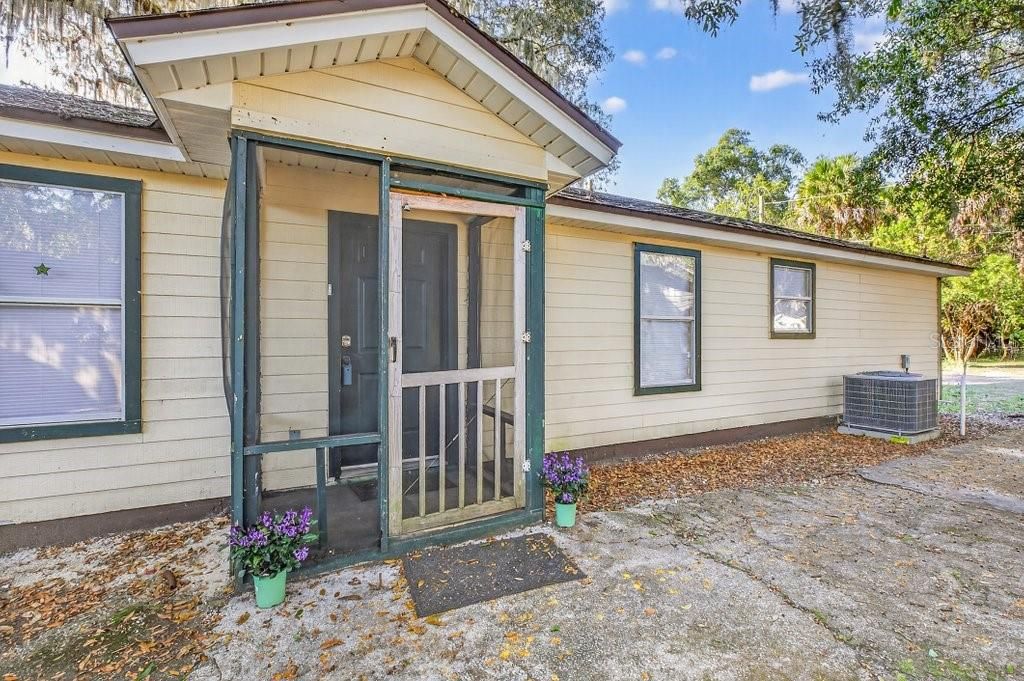 待售: $249,000 (2 贝兹, 2 浴室, 1185 平方英尺)