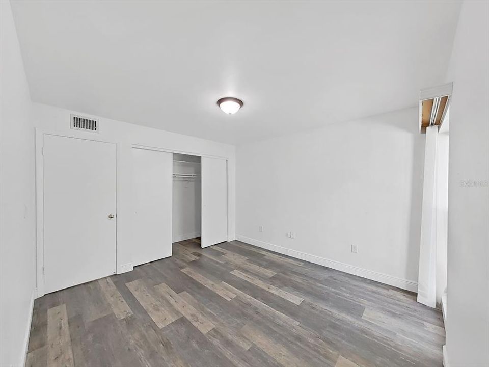 На продажу: $339,900 (2 спален, 2 ванн, 936 Квадратных фут)