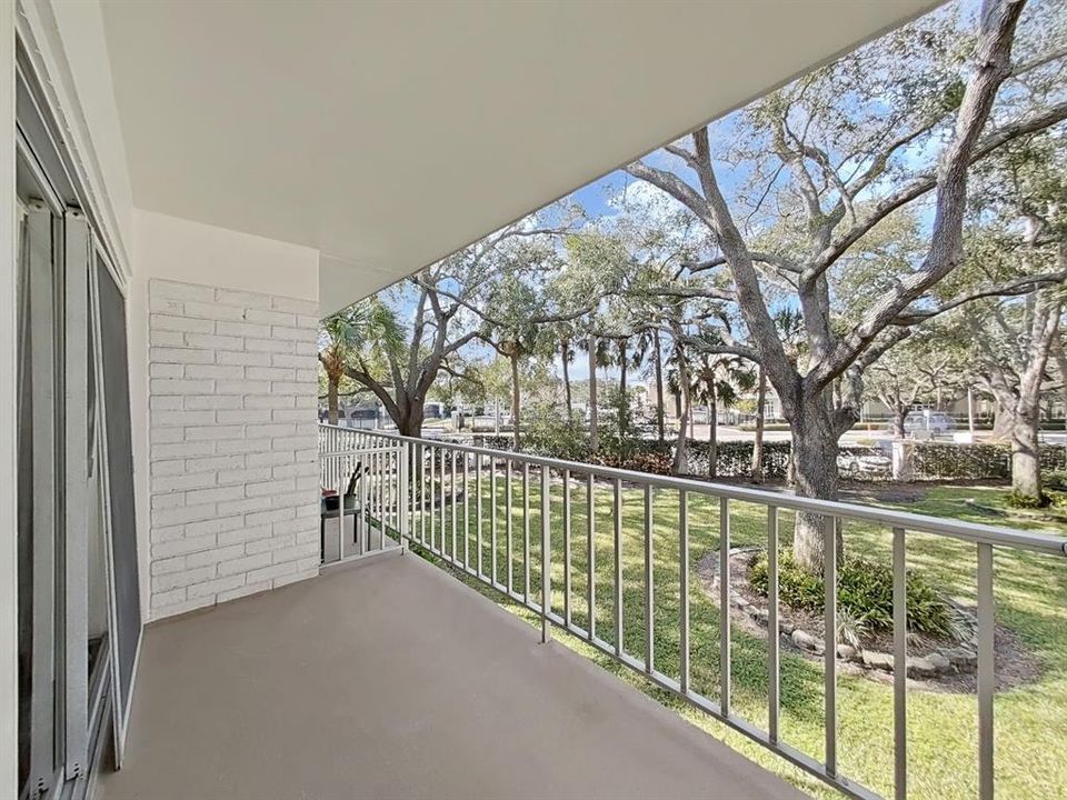 На продажу: $339,900 (2 спален, 2 ванн, 936 Квадратных фут)