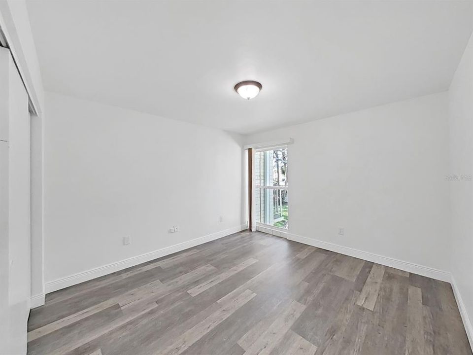 На продажу: $339,900 (2 спален, 2 ванн, 936 Квадратных фут)