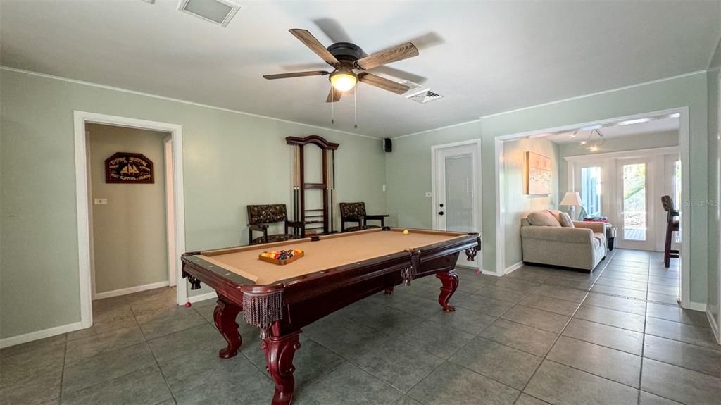 For Rent: $5,500 (3 beds, 2 baths, 2053 Square Feet)