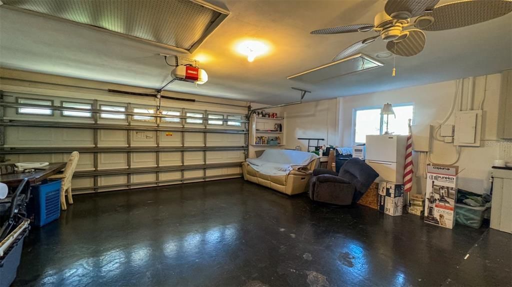 For Rent: $5,500 (3 beds, 2 baths, 2053 Square Feet)