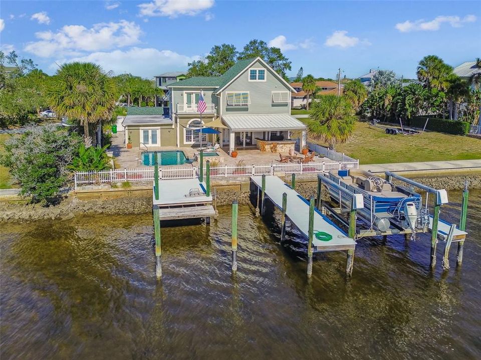 En Venta: $1,625,000 (4 camas, 3 baños, 3672 Pies cuadrados)