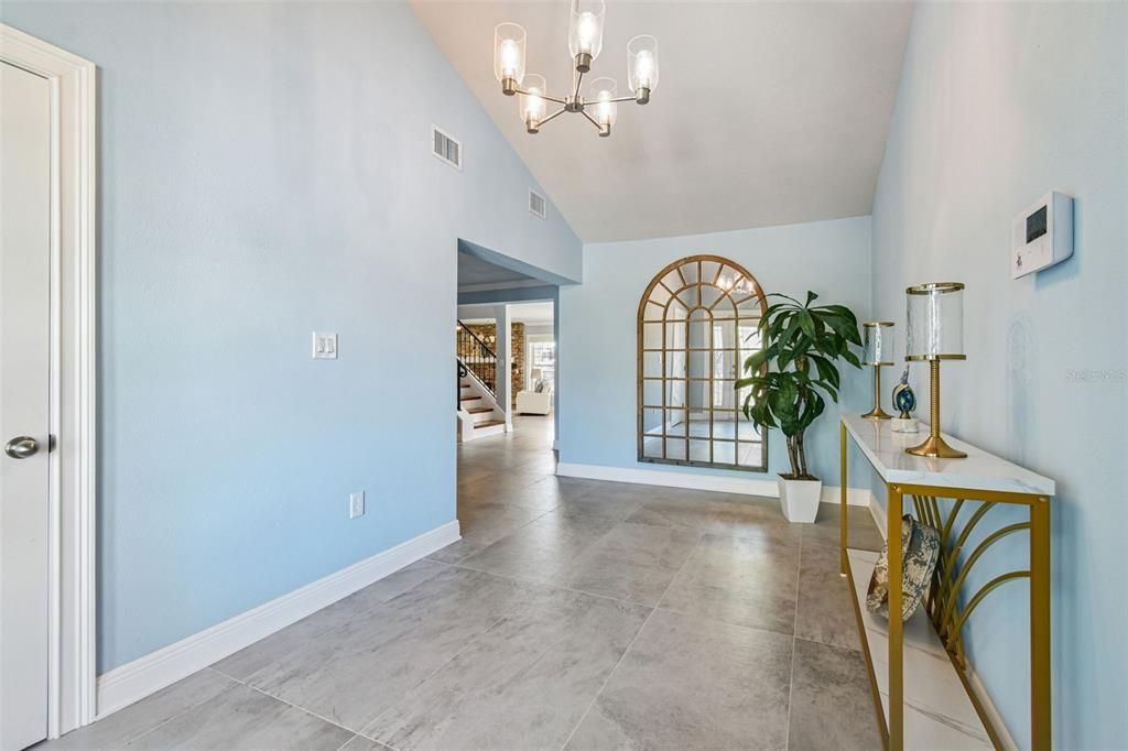 En Venta: $1,625,000 (4 camas, 3 baños, 3672 Pies cuadrados)