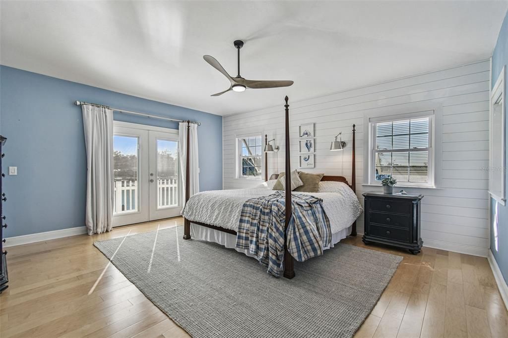 En Venta: $1,625,000 (4 camas, 3 baños, 3672 Pies cuadrados)