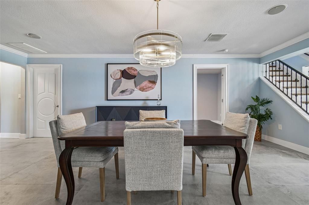 En Venta: $1,625,000 (4 camas, 3 baños, 3672 Pies cuadrados)