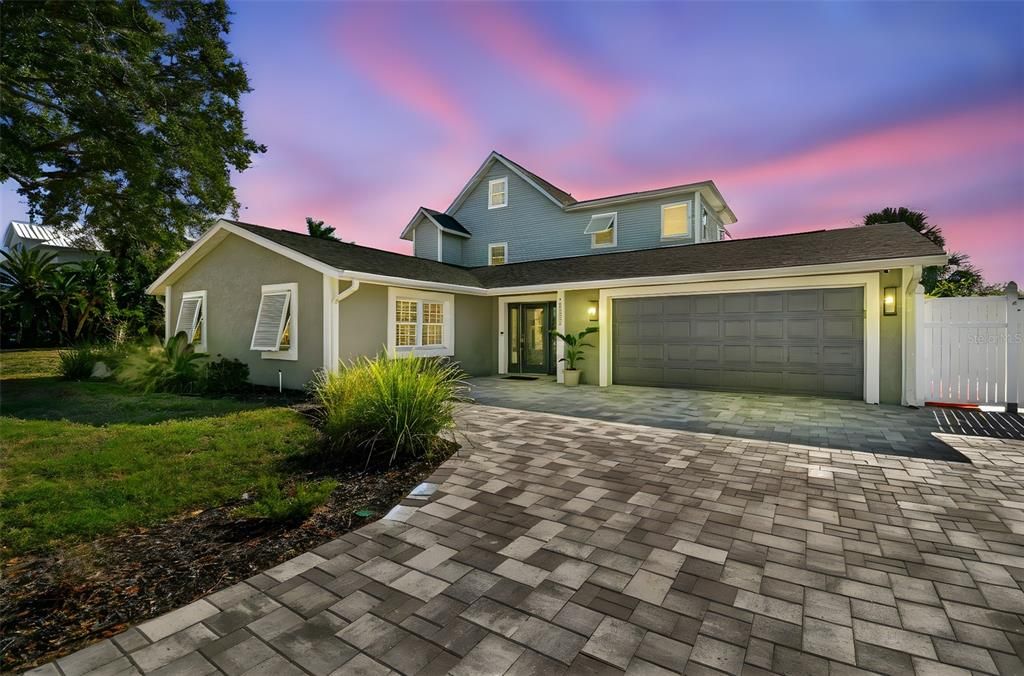 En Venta: $1,625,000 (4 camas, 3 baños, 3672 Pies cuadrados)