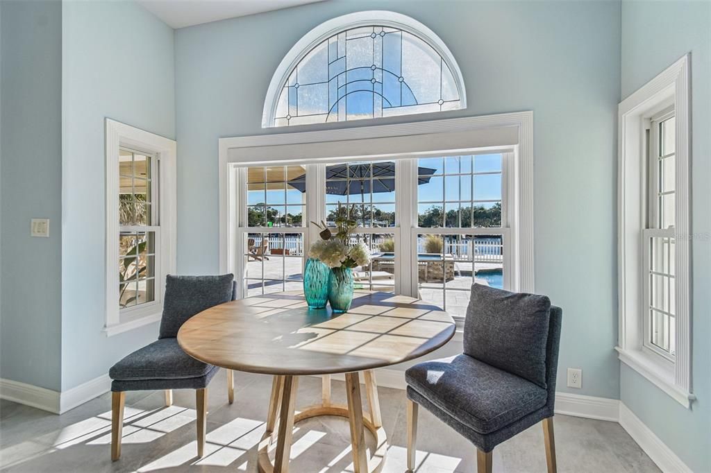 En Venta: $1,625,000 (4 camas, 3 baños, 3672 Pies cuadrados)