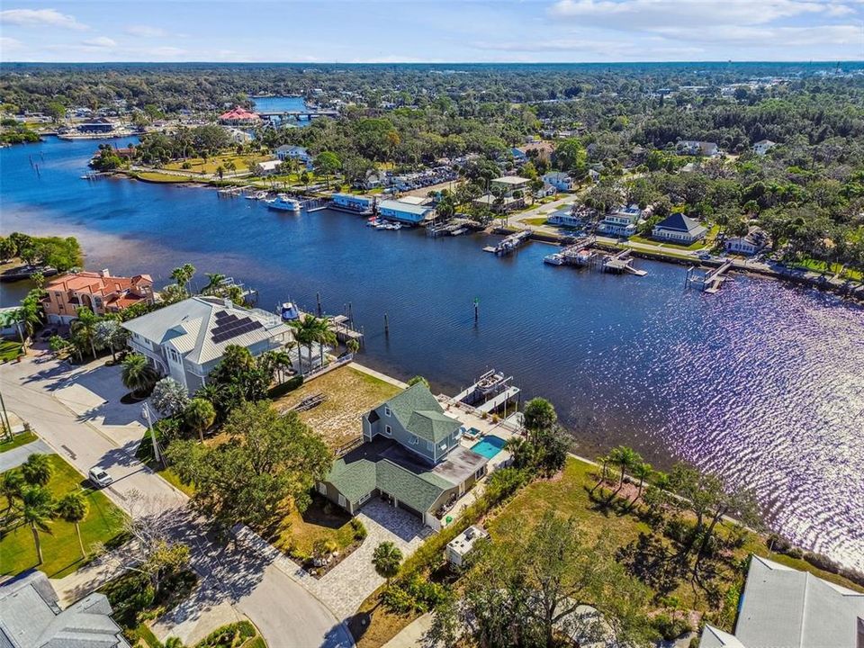 En Venta: $1,625,000 (4 camas, 3 baños, 3672 Pies cuadrados)