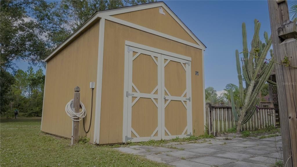 合同活跃: $364,900 (3 贝兹, 2 浴室, 1350 平方英尺)