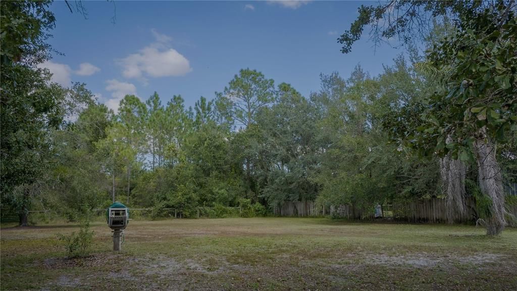 合同活跃: $364,900 (3 贝兹, 2 浴室, 1350 平方英尺)