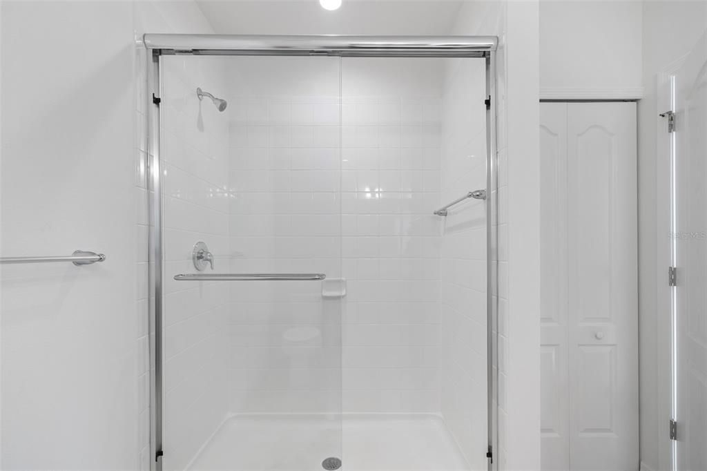 En Renta: $2,400 (3 camas, 2 baños, 1822 Pies cuadrados)