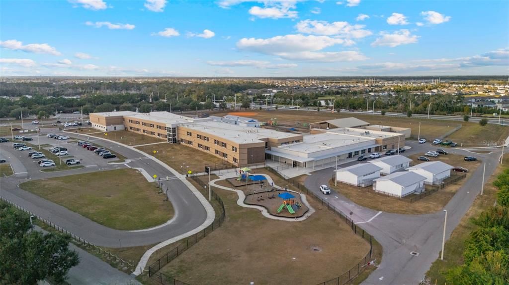 En Renta: $2,400 (3 camas, 2 baños, 1822 Pies cuadrados)