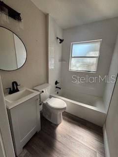 En Renta: $2,400 (2 camas, 1 baños, 1100 Pies cuadrados)