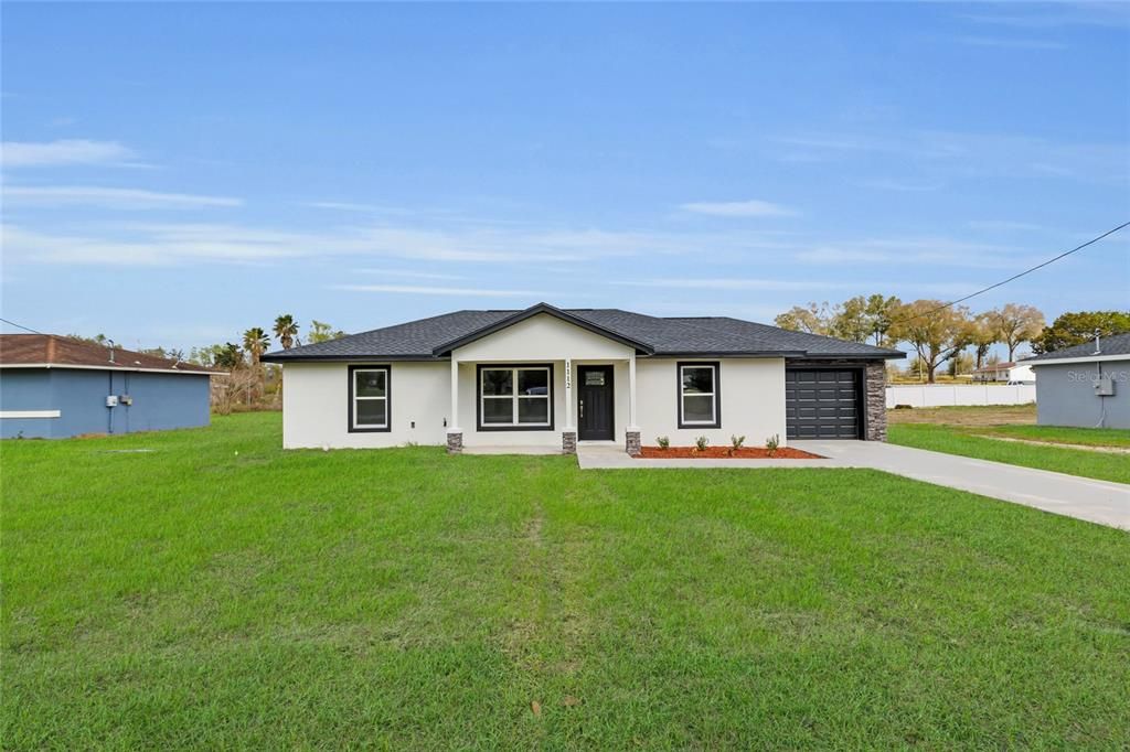 Active With Contract: $243,500 (3 beds, 2 baths, 1173 Square Feet)