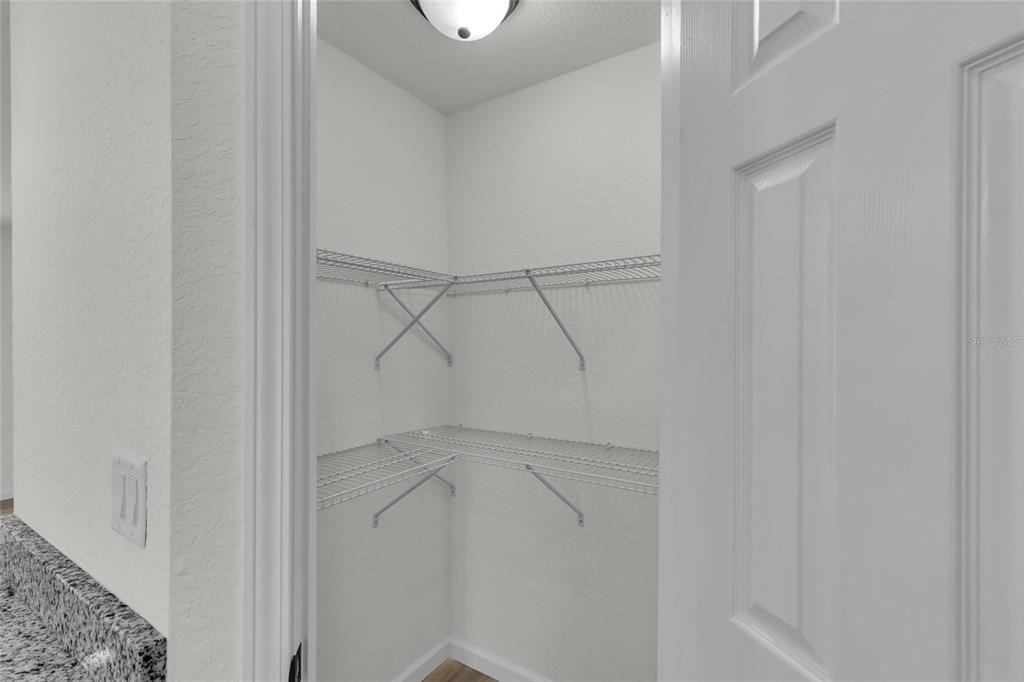 Active With Contract: $243,500 (3 beds, 2 baths, 1173 Square Feet)