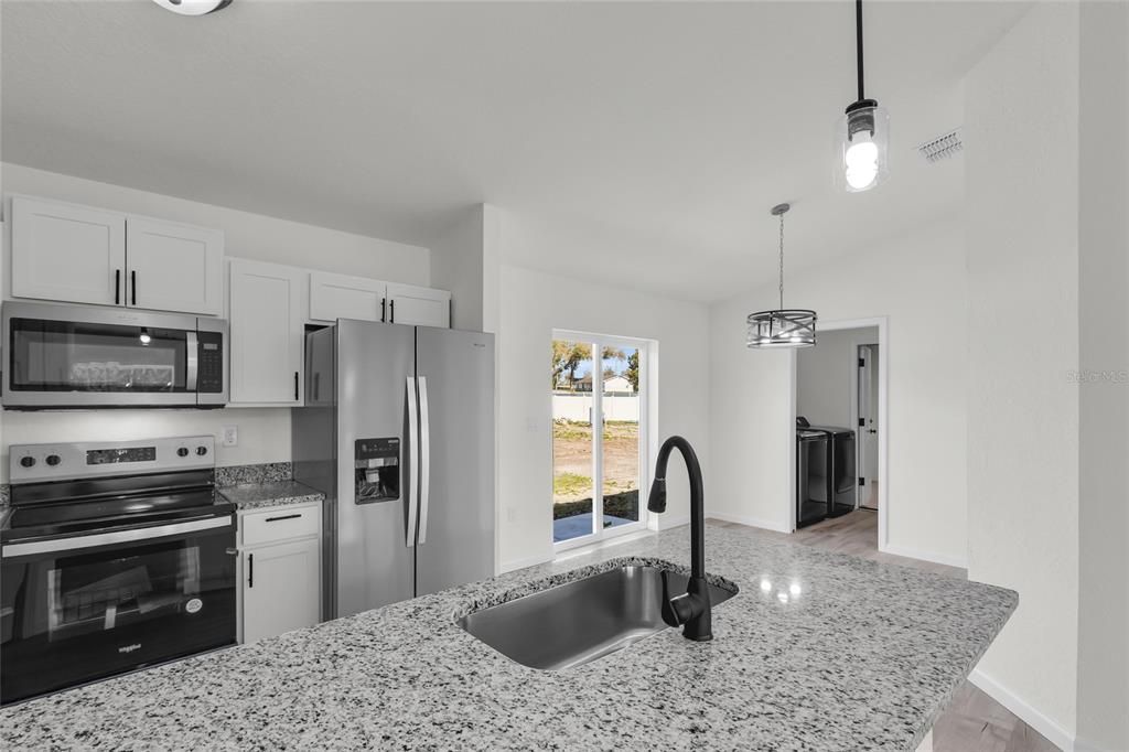 Active With Contract: $243,500 (3 beds, 2 baths, 1173 Square Feet)