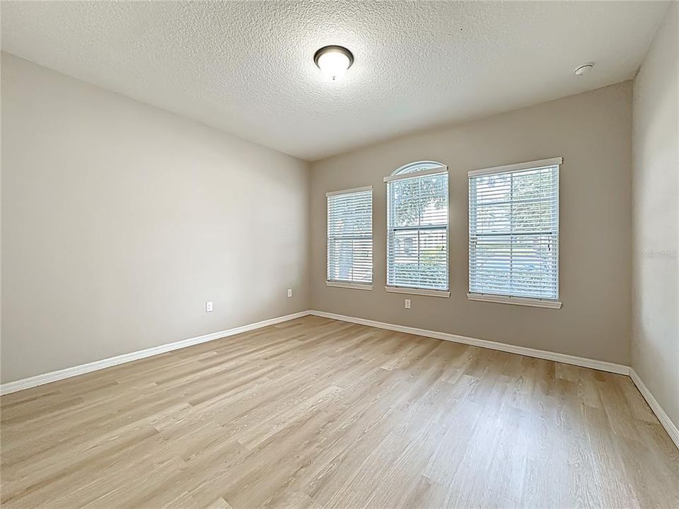 В аренду: $2,300 (4 спален, 3 ванн, 2184 Квадратных фут)