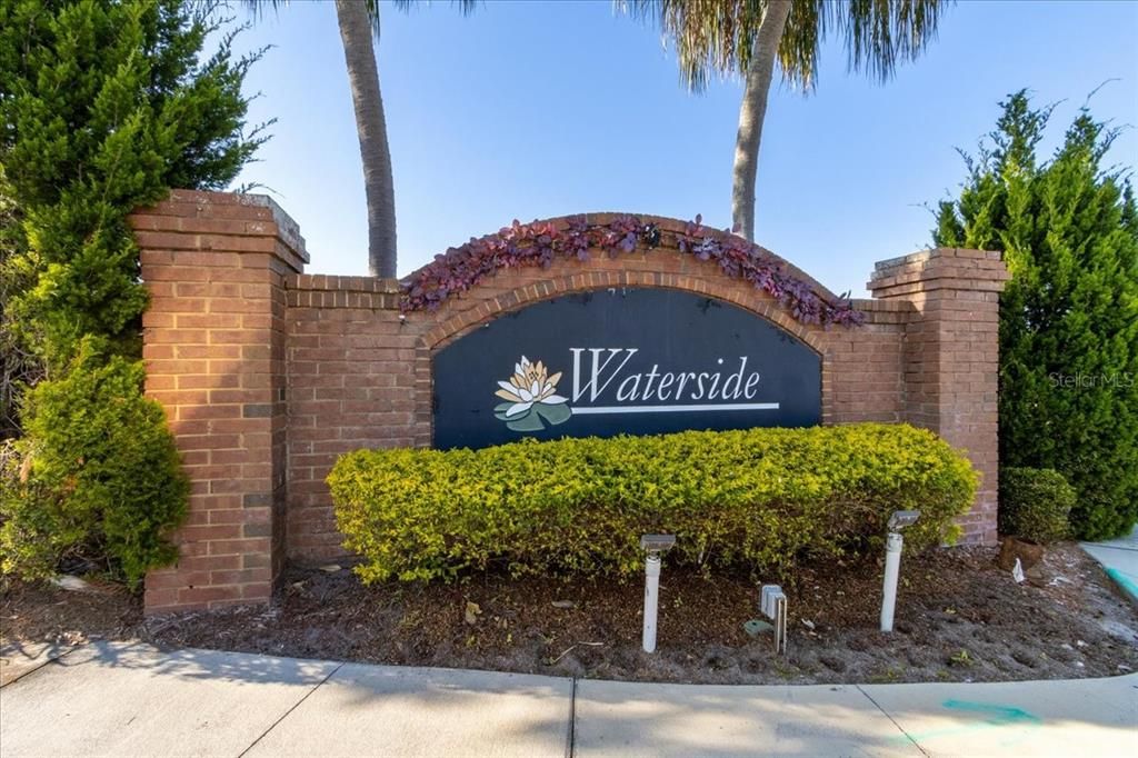 For Sale: $310,000 (2 beds, 2 baths, 1276 Square Feet)