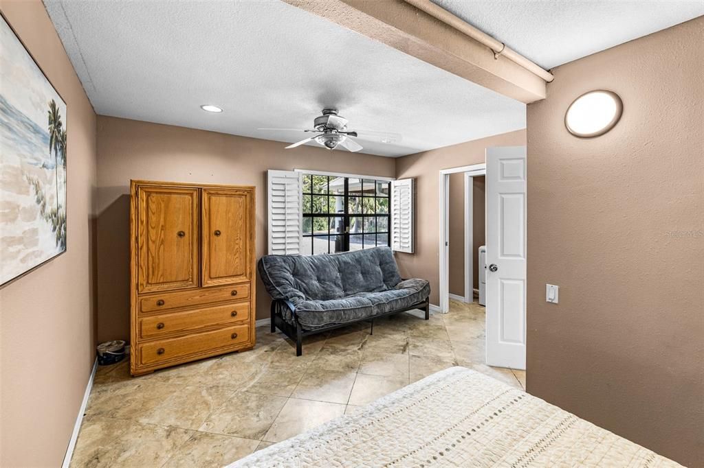 For Sale: $1,200,000 (3 beds, 2 baths, 1545 Square Feet)