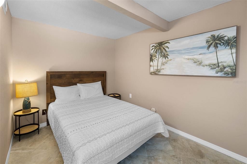 For Sale: $1,200,000 (3 beds, 2 baths, 1545 Square Feet)