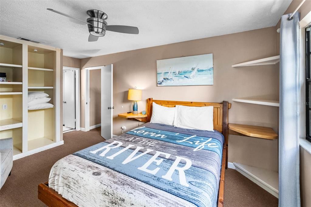 For Sale: $1,200,000 (3 beds, 2 baths, 1545 Square Feet)