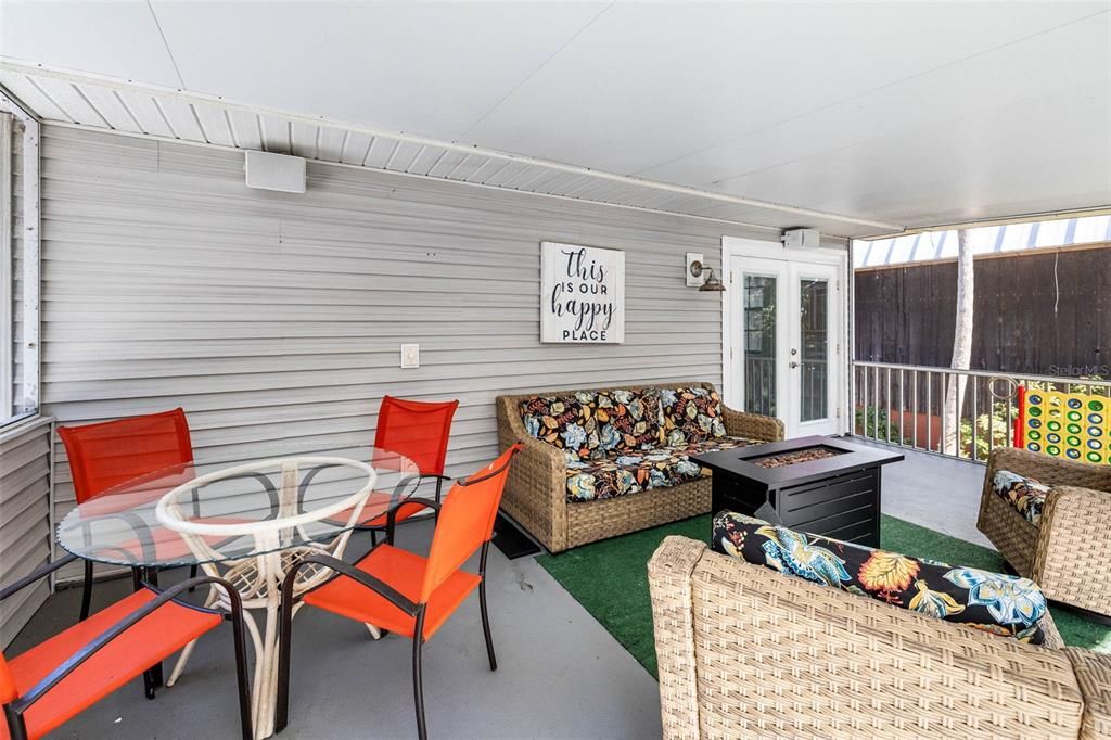 For Sale: $1,200,000 (3 beds, 2 baths, 1545 Square Feet)