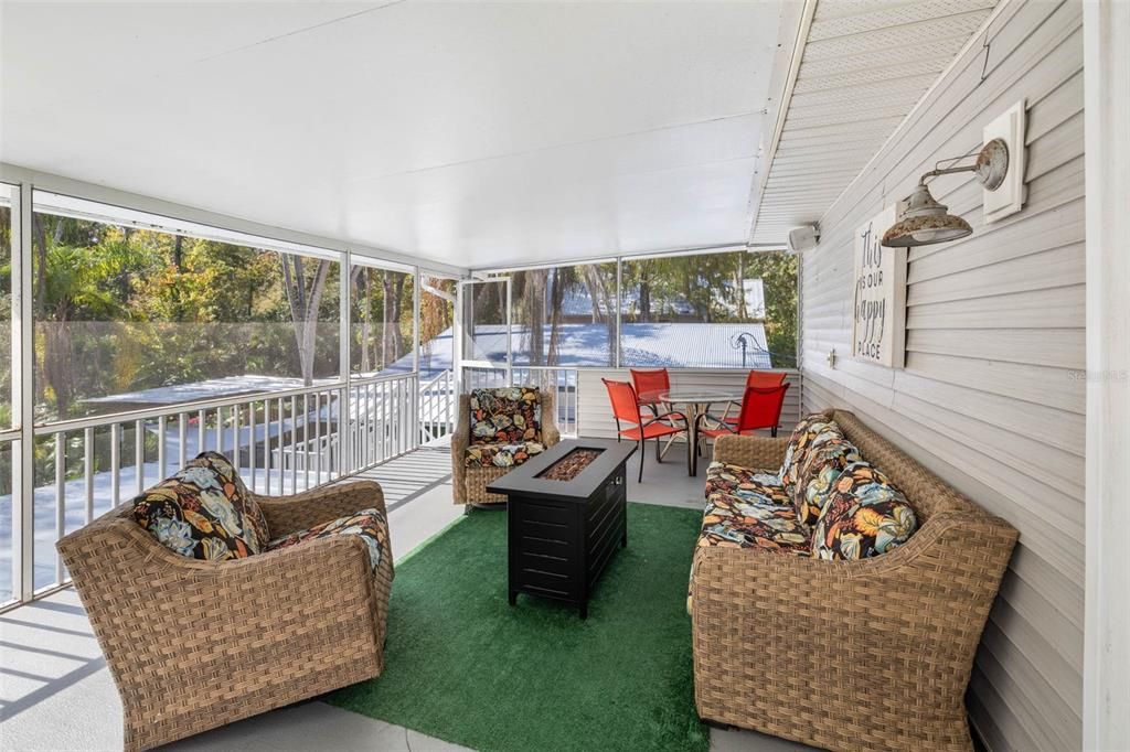 For Sale: $1,200,000 (3 beds, 2 baths, 1545 Square Feet)