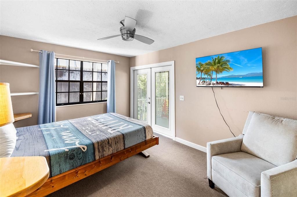 For Sale: $1,200,000 (3 beds, 2 baths, 1545 Square Feet)