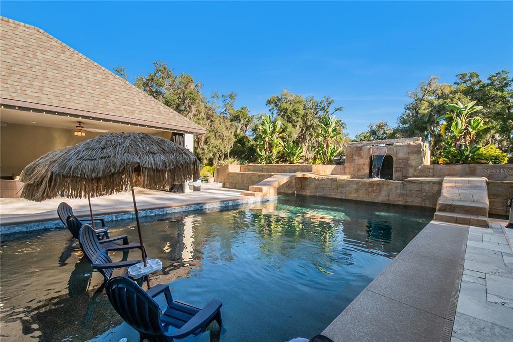 En Venta: $1,199,900 (5 camas, 5 baños, 4981 Pies cuadrados)