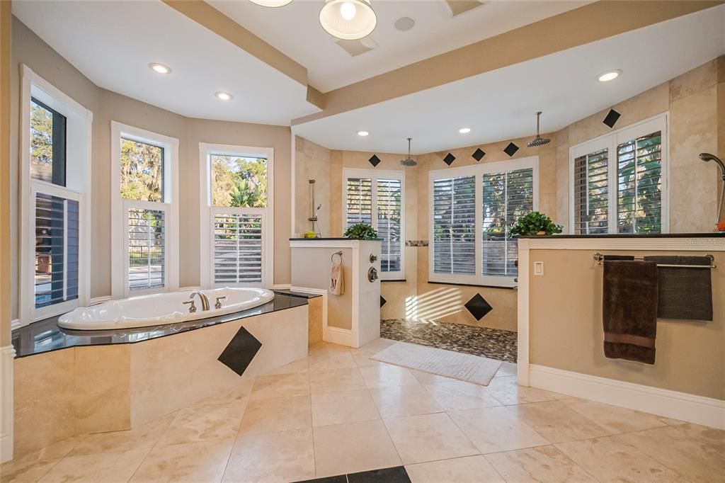 En Venta: $1,199,900 (5 camas, 5 baños, 4981 Pies cuadrados)