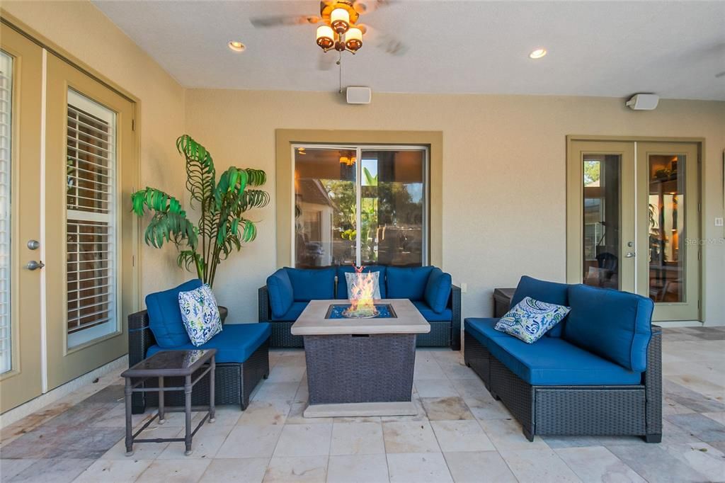 En Venta: $1,199,900 (5 camas, 5 baños, 4981 Pies cuadrados)